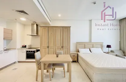 Apartment - 2 Bathrooms for rent in Al Juffair - Capital Governorate