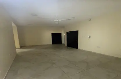 شقة - 2 غرف نوم - 2 حمامات للايجار في ديار المحرق - المحرق