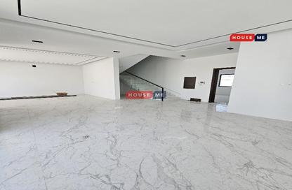 Villa - 4 - 6 for sale in Saar - Northern Governorate Villa - 4 - 6 for sale in Saar - Northern Governorate