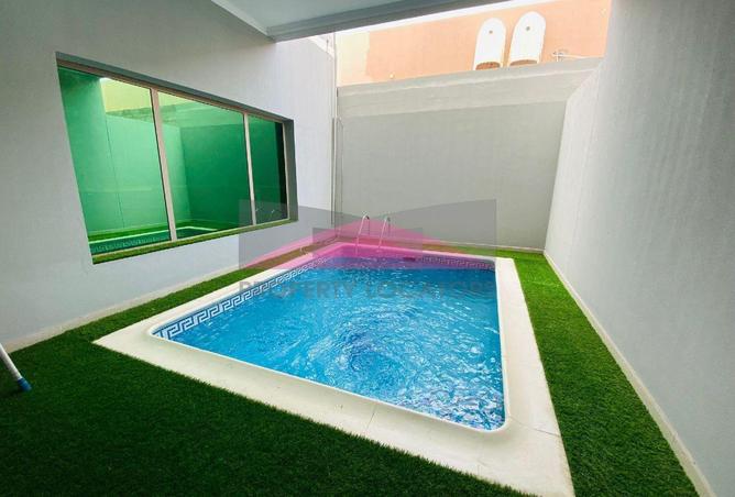 997382 - Property Image 3