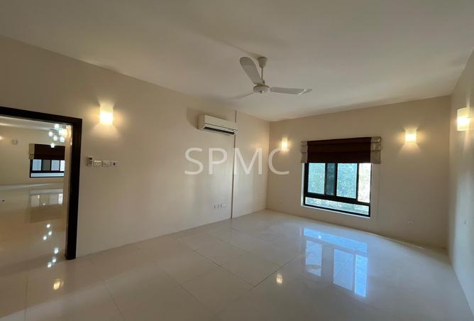 987560 - صورة العقار 2