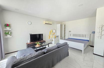 Apartment - Studio - 1 Bathroom for rent in Saar - Northern Governorate