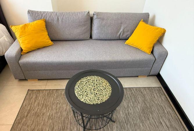 994587 - Property Image 2