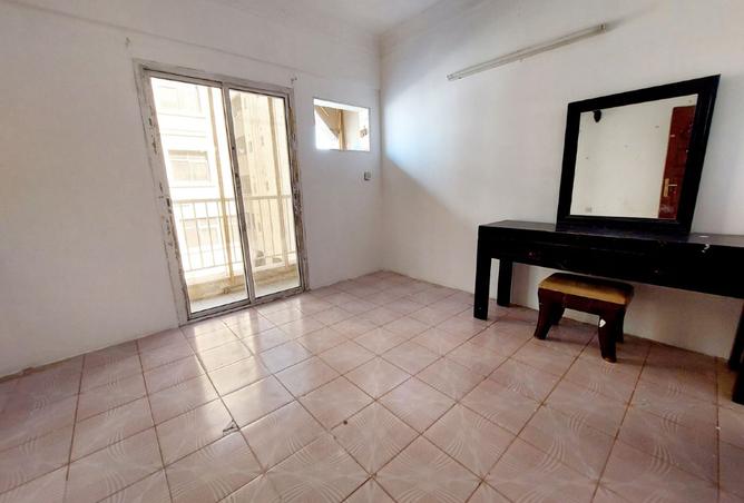 986995 - Property Image 2