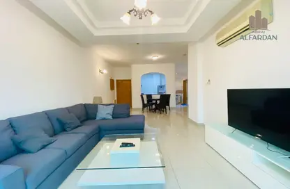 Apartment - 2 Bedrooms - 2 Bathrooms for rent in Amwaj Avenue - Amwaj Islands - Muharraq Governorate