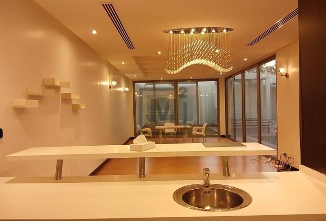 1002394 - Property Image 2