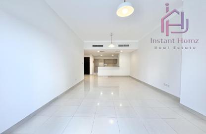 Apartment - 2 Bedrooms - 3 Bathrooms for sale in Sanabis - Manama - Capital Governorate Apartment - 2 Bedrooms - 3 Bathrooms for sale in Sanabis - Manama - Capital Governorate