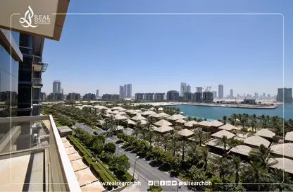 Apartment - 3 Bedrooms - 5 Bathrooms for rent in Reef Island - Capital Governorate