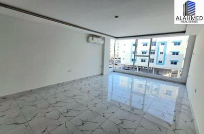 Apartment - 3 Bedrooms - 3 Bathrooms for rent in Hidd - Muharraq Governorate Apartment - 3 Bedrooms - 3 Bathrooms for rent in Hidd - Muharraq Governorate