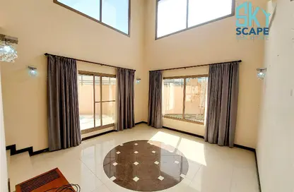 Villa - 5 Bedrooms - 5 Bathrooms for rent in Saar - Northern Governorate