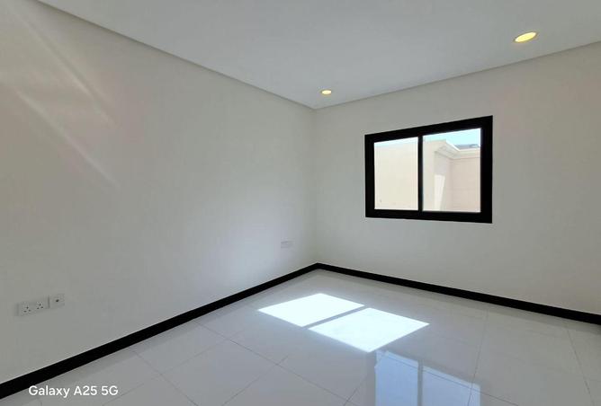 995924 - Property Image 3