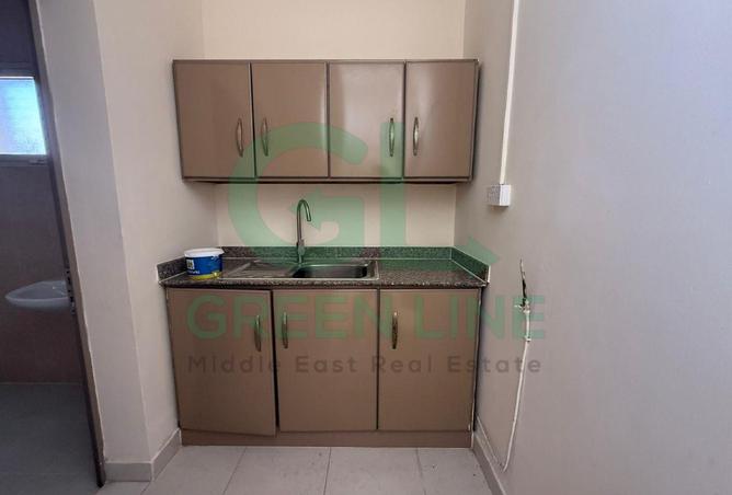 989588 - Property Main Image