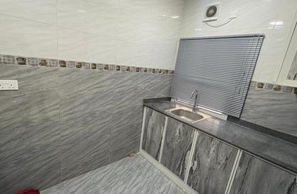 Apartment - Studio - 1 for rent in Gudaibiya - Manama - Capital Governorate