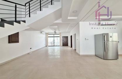 Villa - 4 Bedrooms - 5 Bathrooms for rent in Janabiya - Northern Governorate