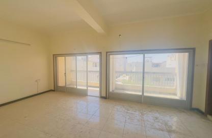 Apartment - 2 Bedrooms - 2 Bathrooms for rent in Segaya - Manama - Capital Governorate
