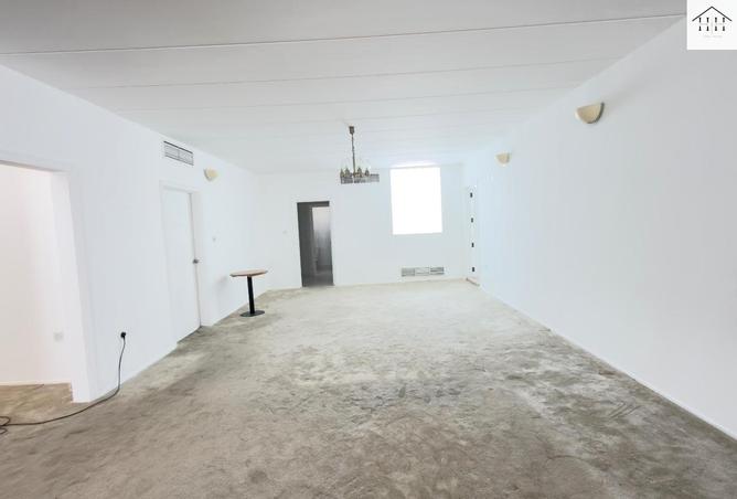 53794115 - Property Main Image