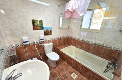Apartment - 2 Bedrooms - 2 Bathrooms for rent in Al Juffair - Capital Governorate