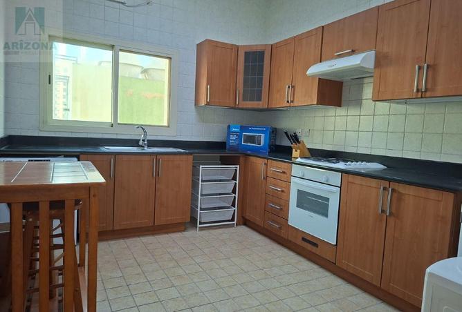 992476 - Property Image 3