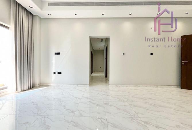 996852 - Property Image 2