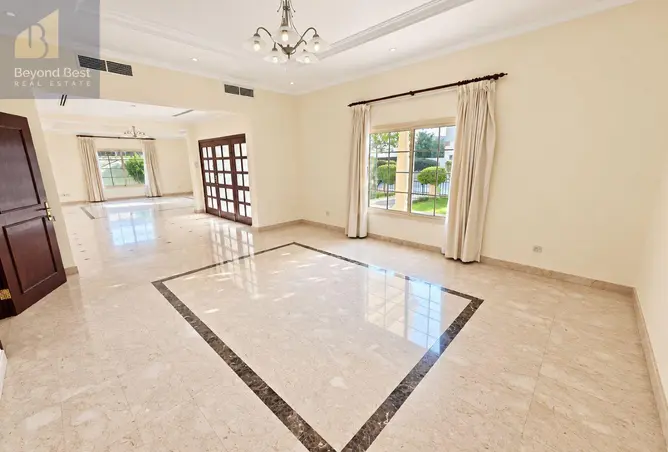 57611143 - Property Image 2