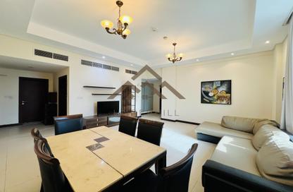 Apartment - 2 Bedrooms - 2 Bathrooms for rent in Al Juffair - Capital Governorate