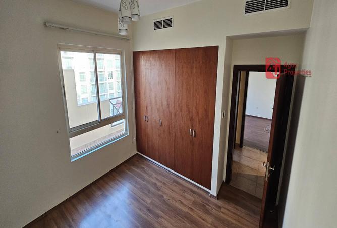 988995 - صورة العقار 2