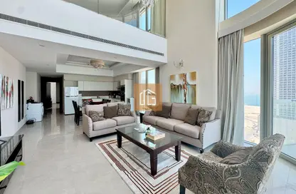 Apartment - 3 Bedrooms - 4 Bathrooms for rent in Al Juffair - Capital Governorate