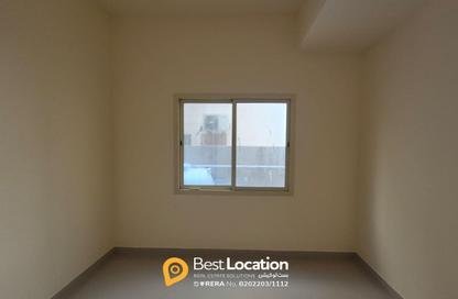 Whole Building - 2 Bedrooms - 2 Bathrooms for sale in Jid Ali - Central Governorate