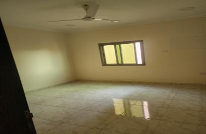 Apartment - 2 Bedrooms - 2 Bathrooms for rent in Maqabah - Northern Governorate