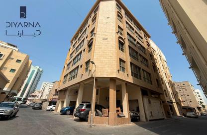 عمارة بالكامل - 8 غرف نوم - 8 حمامات للبيع في العدلية - المنامة - محافظة العاصمة