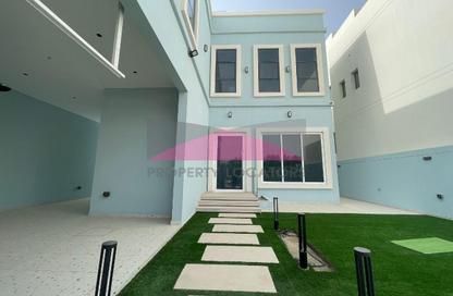 Villa - 4 Bedrooms - 5 Bathrooms for sale in Janabiya - Northern Governorate