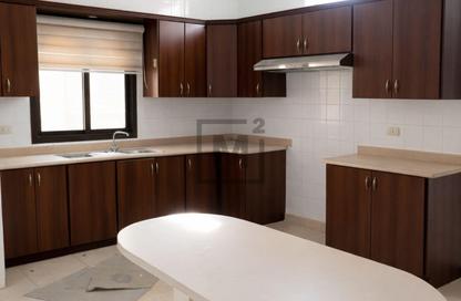 Apartment - 4 Bedrooms - 5 Bathrooms for rent in Busaiteen - Muharraq Governorate