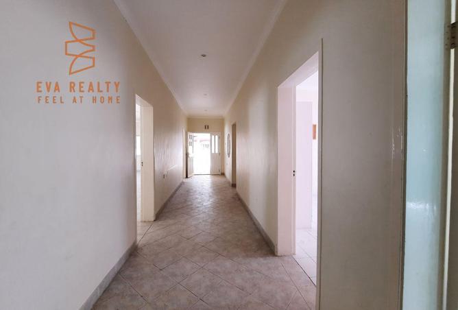 990107 - Property Image 2