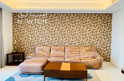 Apartment - 2 Bedrooms - 3 Bathrooms for rent in Al Juffair - Capital Governorate