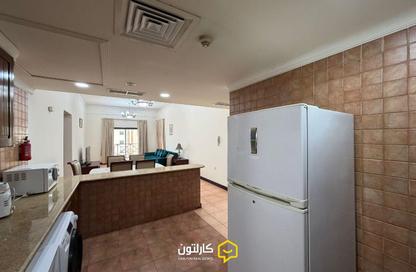 Apartment - 2 Bedrooms - 2 Bathrooms for rent in Al Juffair - Capital Governorate