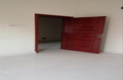 Apartment - 2 Bedrooms - 2 Bathrooms for rent in Arad - Muharraq Governorate