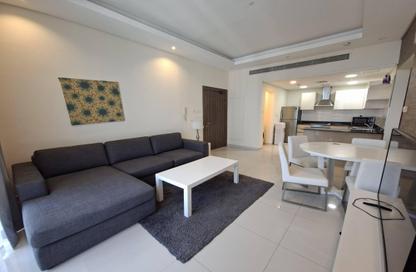Apartment - 1 Bedroom - 2 Bathrooms for rent in Al Juffair - Capital Governorate