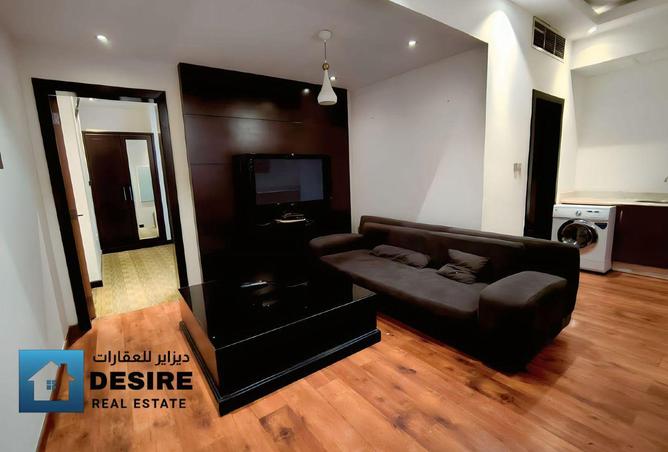 998824 - Property Image 2