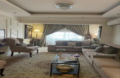 Apartment - 4 Bedrooms - 3 Bathrooms for sale in Hamad Town - Northern Governorate