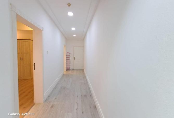 53523119 - Property Image 2