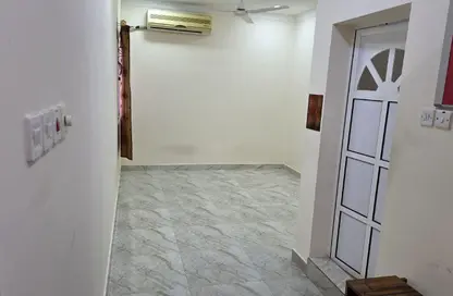 Apartment - 1 Bedroom - 1 Bathroom for rent in Gudaibiya - Manama - Capital Governorate
