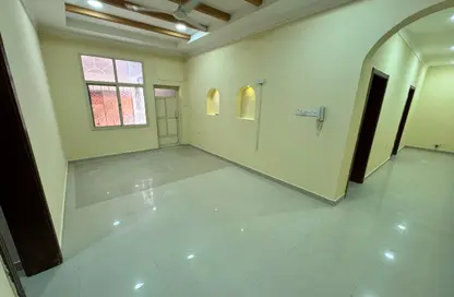 Apartment - 2 Bedrooms - 2 Bathrooms for rent in A'Ali - Central Governorate