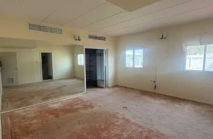 Villa - 4 Bedrooms - 4 Bathrooms for rent in Al Jasra - Northern Governorate