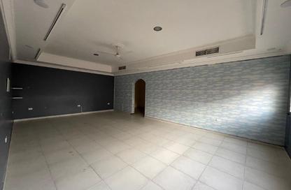 Villa - Studio - 7 Bathrooms for rent in Segaya - Manama - Capital Governorate