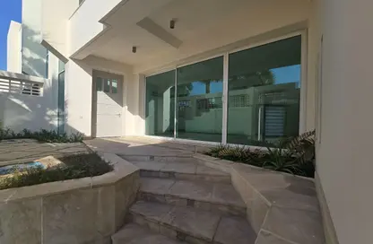 فيلا - 4 غرف نوم - 5 حمامات للايجار في سار - المحافظة الشمالية