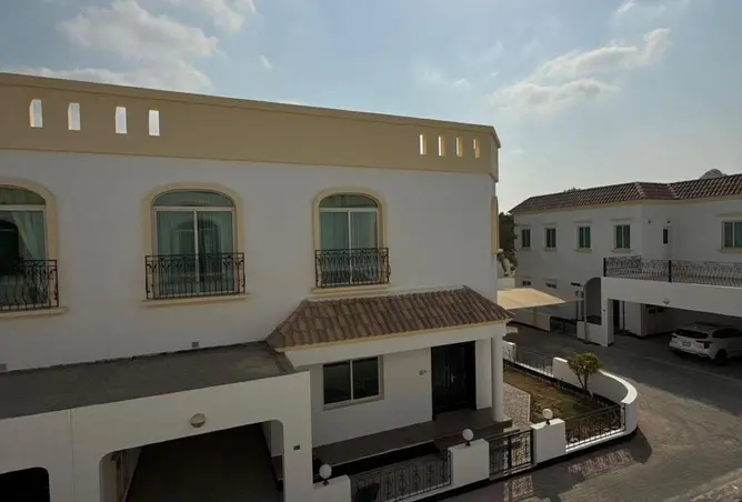 52702042 - Property Image 2