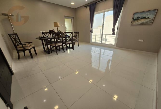 1001993 - Property Image 2