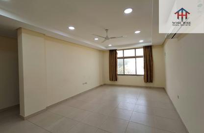 Apartment - 2 - 2 for rent in Gudaibiya - Manama - Capital Governorate