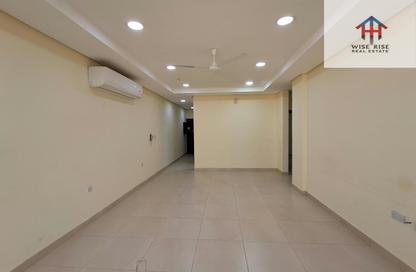 Apartment - 2 - 2 for rent in Gudaibiya - Manama - Capital Governorate