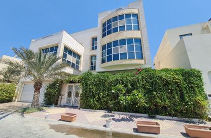 Villa - 7 Bedrooms - 7+ Bathrooms for sale in Hidd - Muharraq Governorate